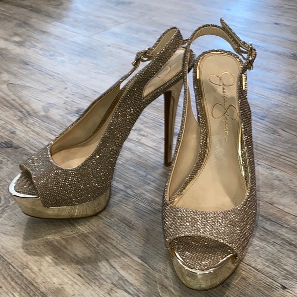 Jessica Simpson Metallic Platform Heels - Picture 1 of 9